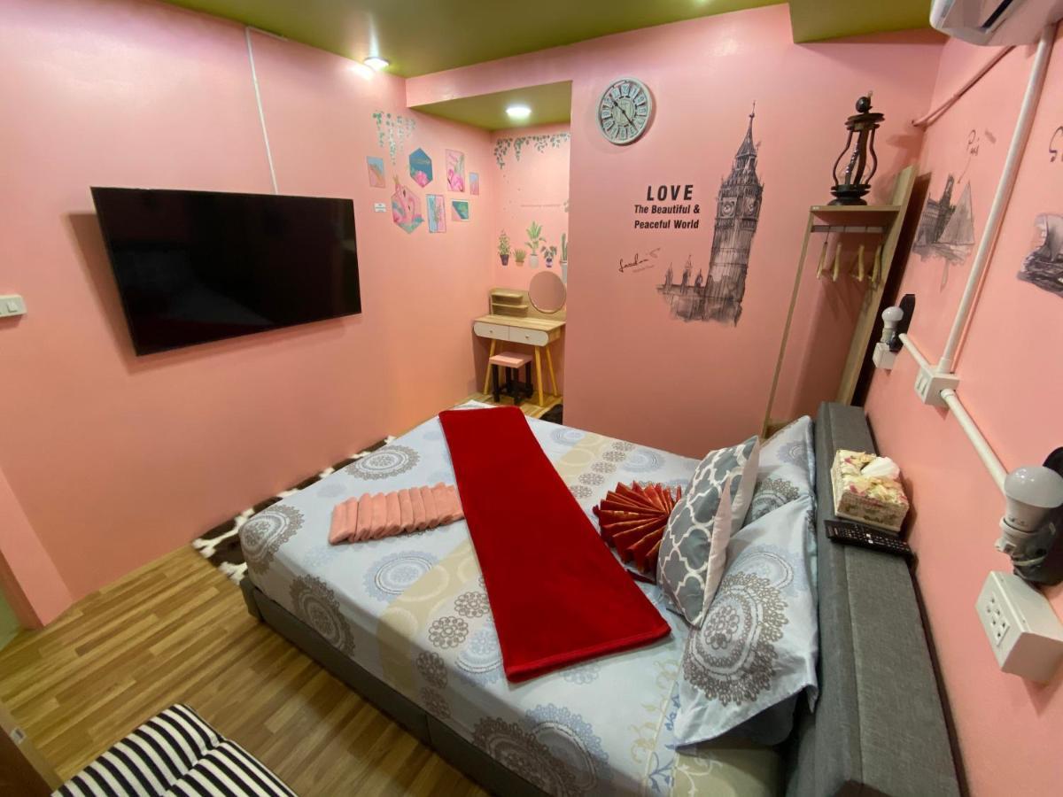 Interpartie Hotel (Adults Only) Bangkok Exteriör bild